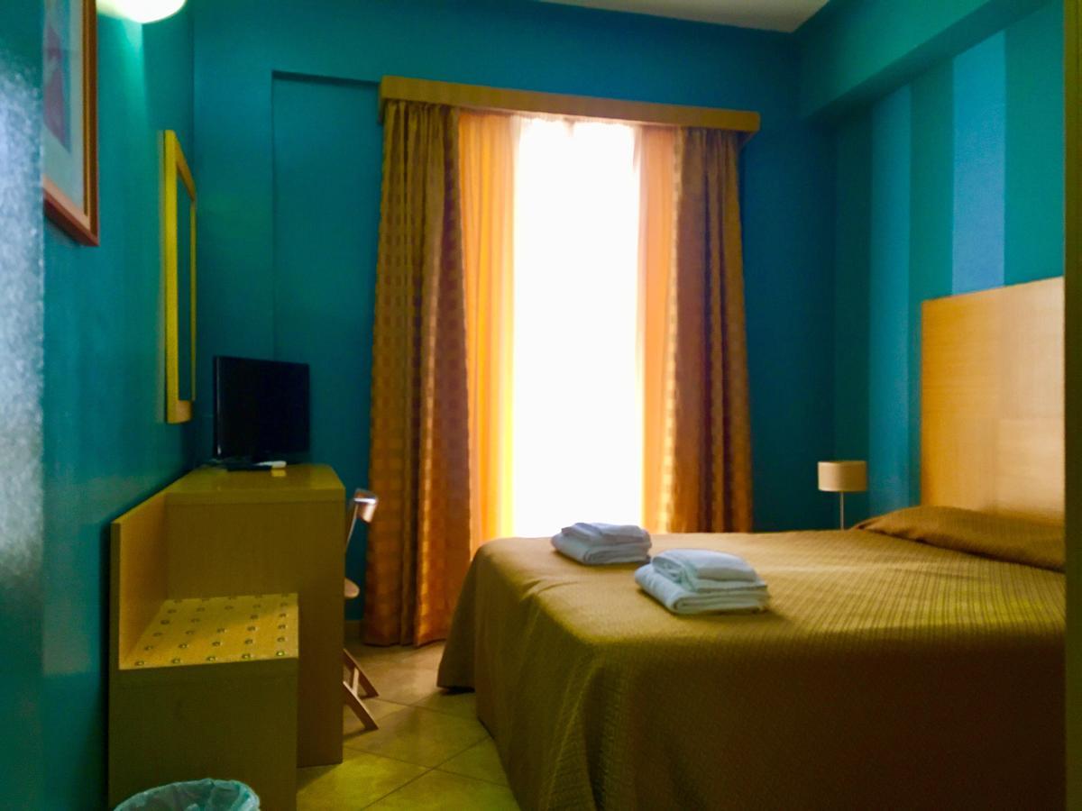 Hotel Villa Mare 알타빌라밀리치아 외부 사진